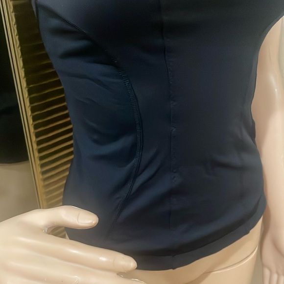 Lululemon athletic tank top - Picture 6 of 9